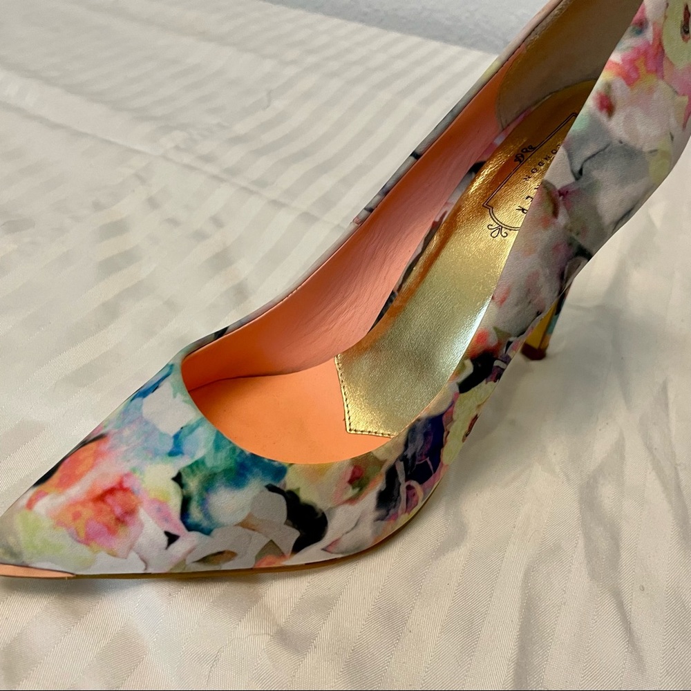 Ted Baker London Multicolor Floral Heels - Picture 12 of 15